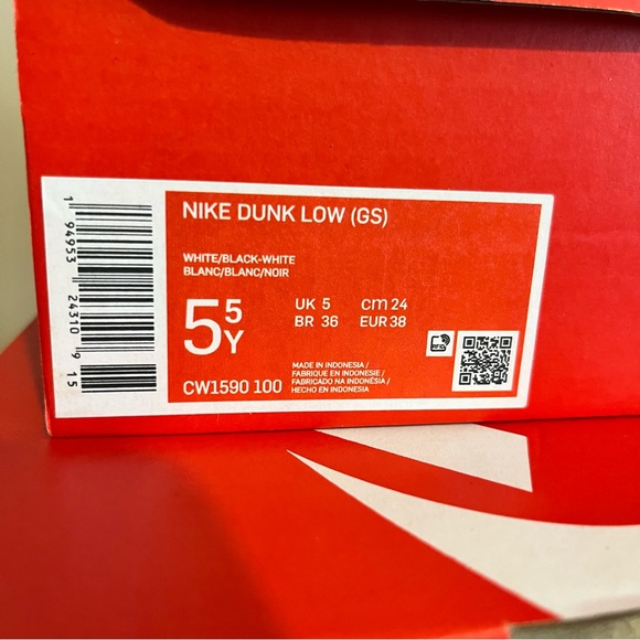 🚨Nike Panda Dunk Low Black / White Sneakers Multiple Sizes 🚨 🐼🚨🐼 CW1590-100 - Picture 8 of 12